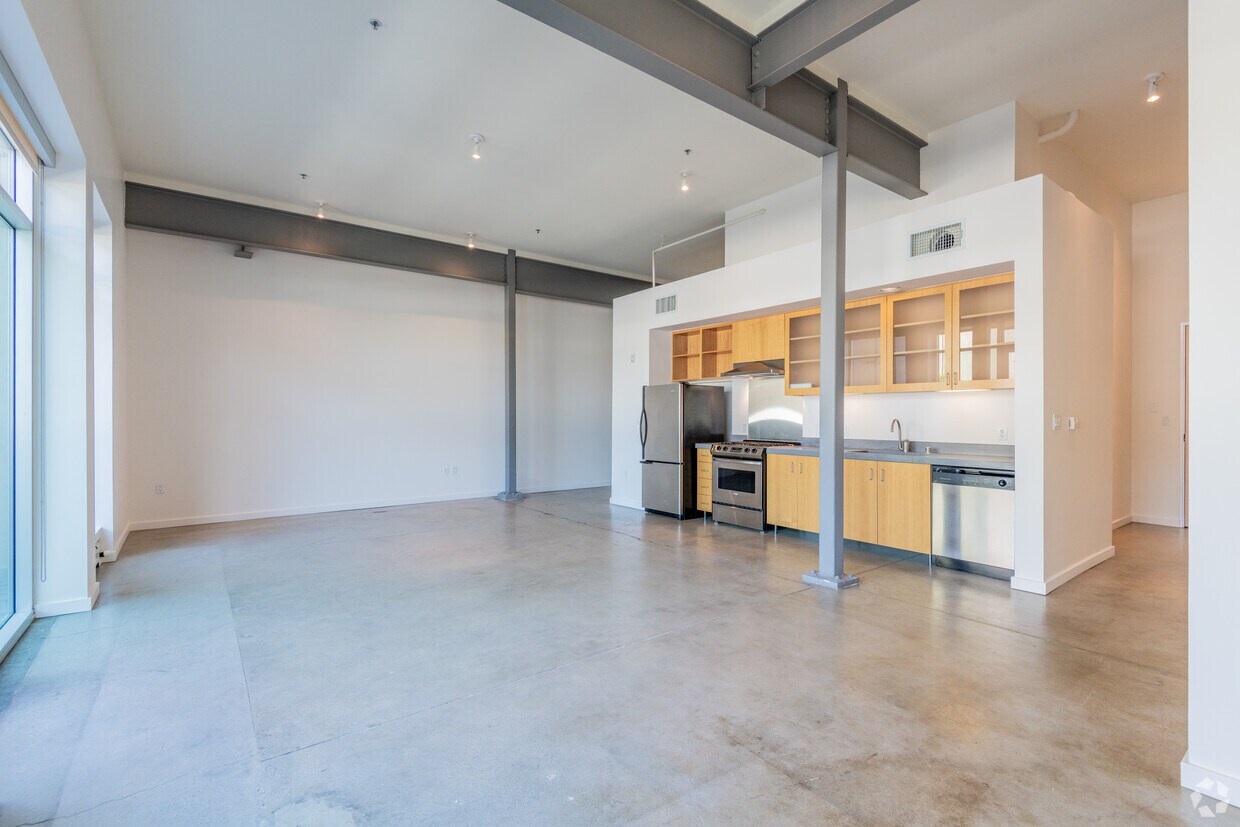 The Elliott Building Apartments Sacramento, CA