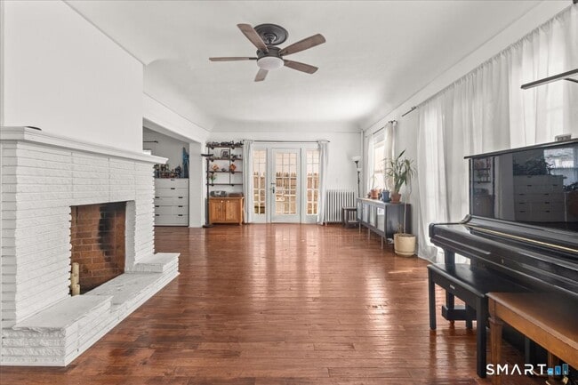 Building Photo - 16 Lilley Rd