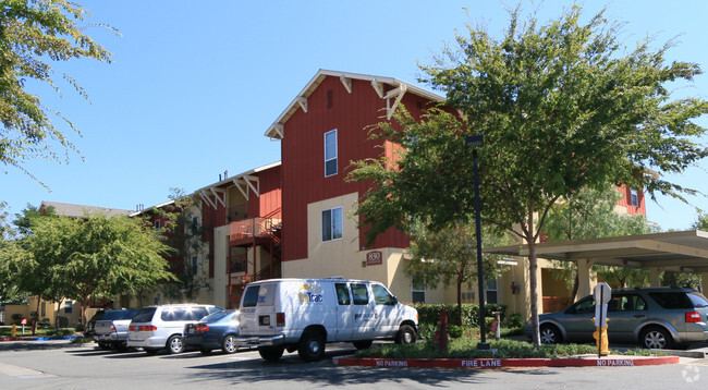 Building Photo - Crossings at Santa Rosa