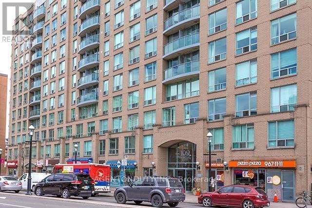 Building Photo - 109 Front St E