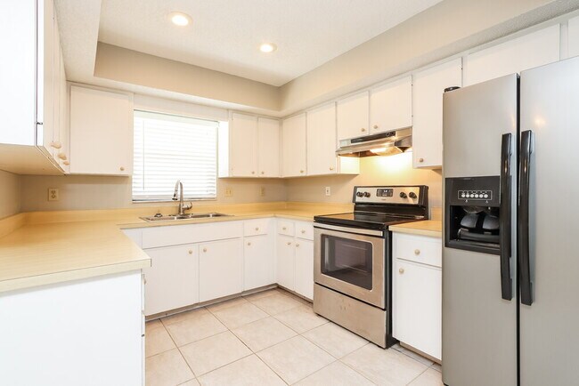Foto del edificio - 4913 Ithaca Ln