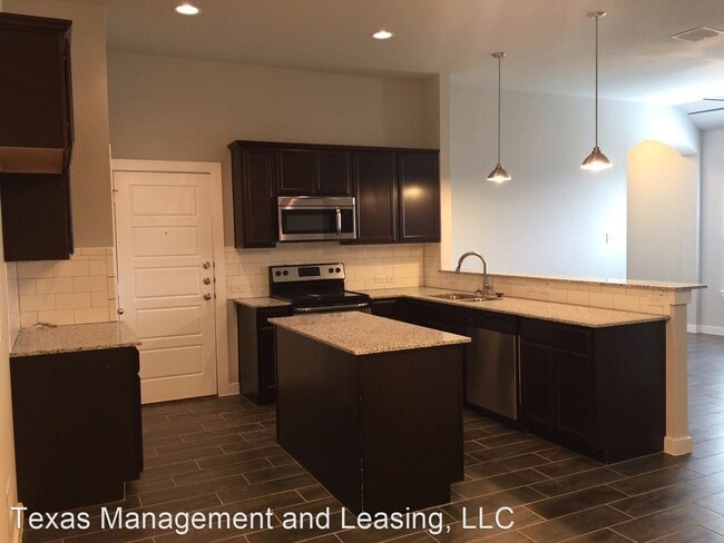 Building Photo - 3 br, 2 bath House - 920 Chaparral Tr.
