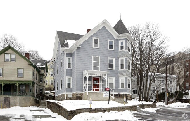 Building Photo - 19 Briscoe St