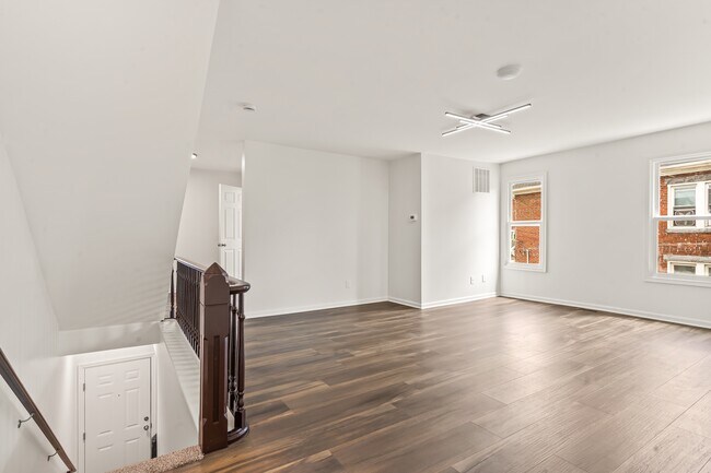 Foto del edificio - 753 W Washington St