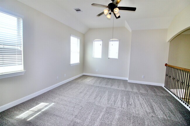 Foto del edificio - 24115 Via Privato Dr