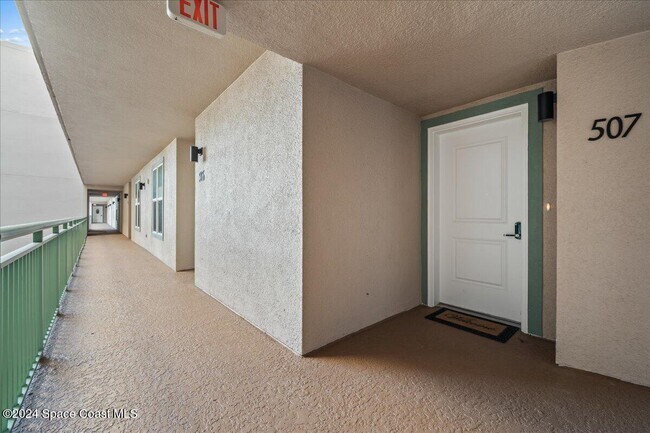 Building Photo - 735 Pilot Lane