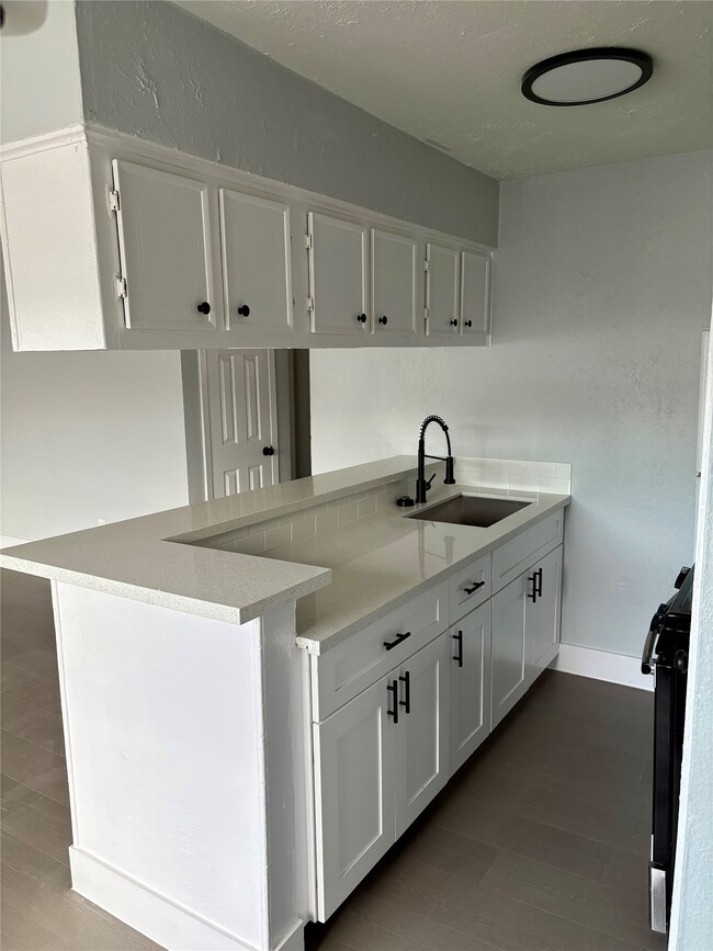 Building Photo - 1125 Ann