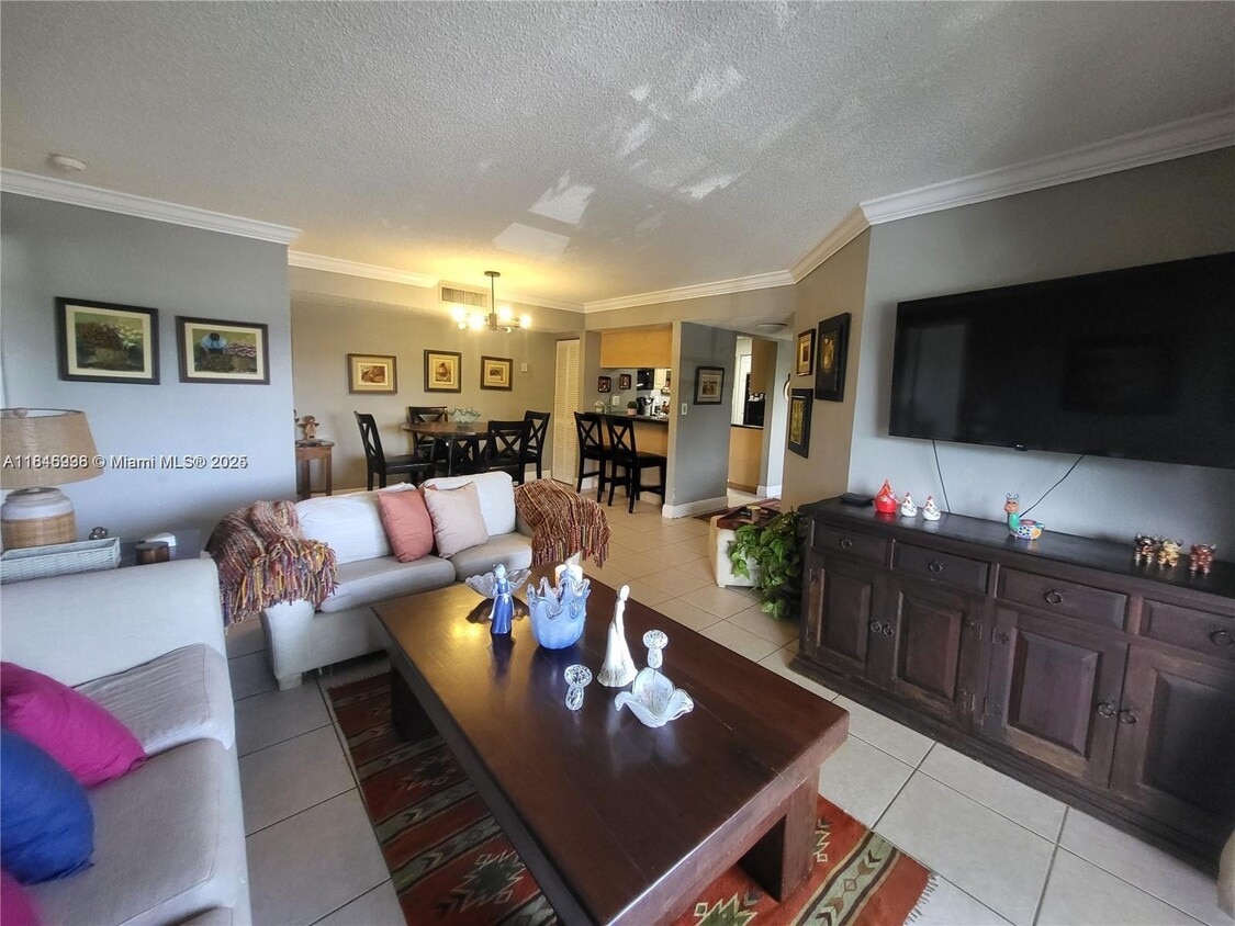 Foto principal - 10765 SW 108th Ave
