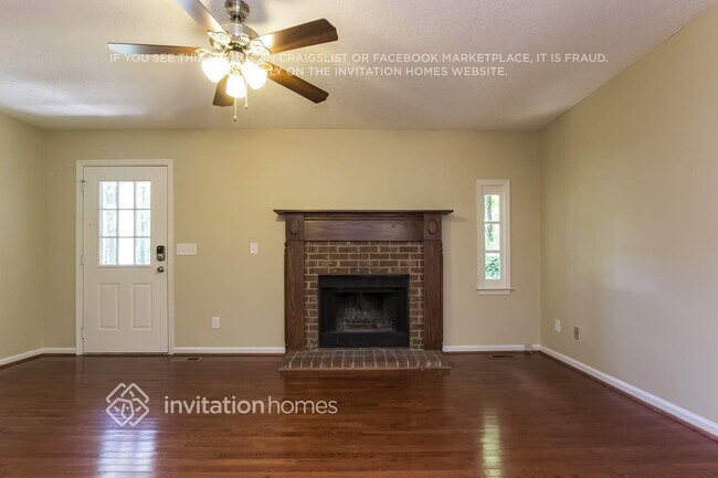 Foto del edificio - 3808 Mountain View Rd NW