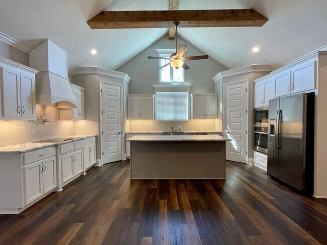 Building Photo - Elegant 4-Bedroom Home with Modern Upgrades, Fenced Yard, and Outdoor Living