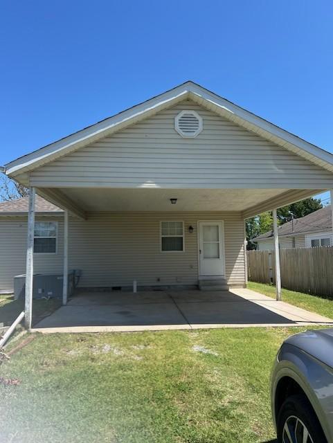 Building Photo - 3110 S Pearl Ave