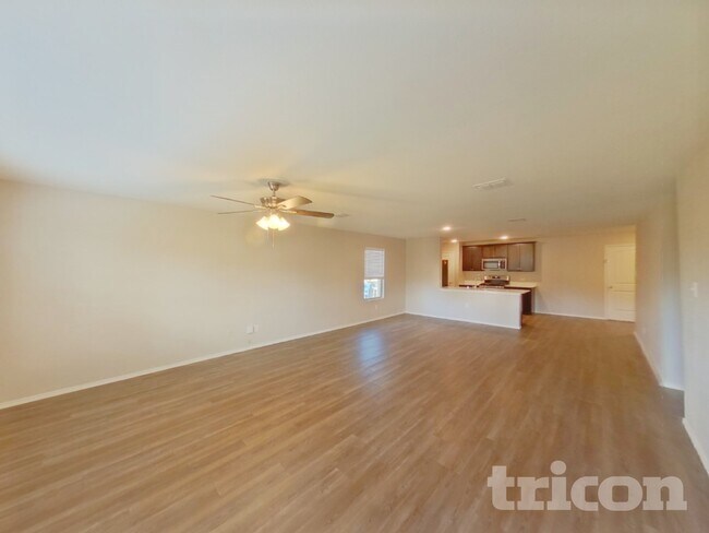 Foto del edificio - 746 Bayonet St