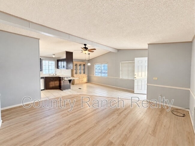 Building Photo - 530 Havasu Ln