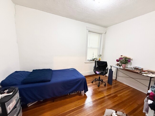 Building Photo - 4A Weld Ave