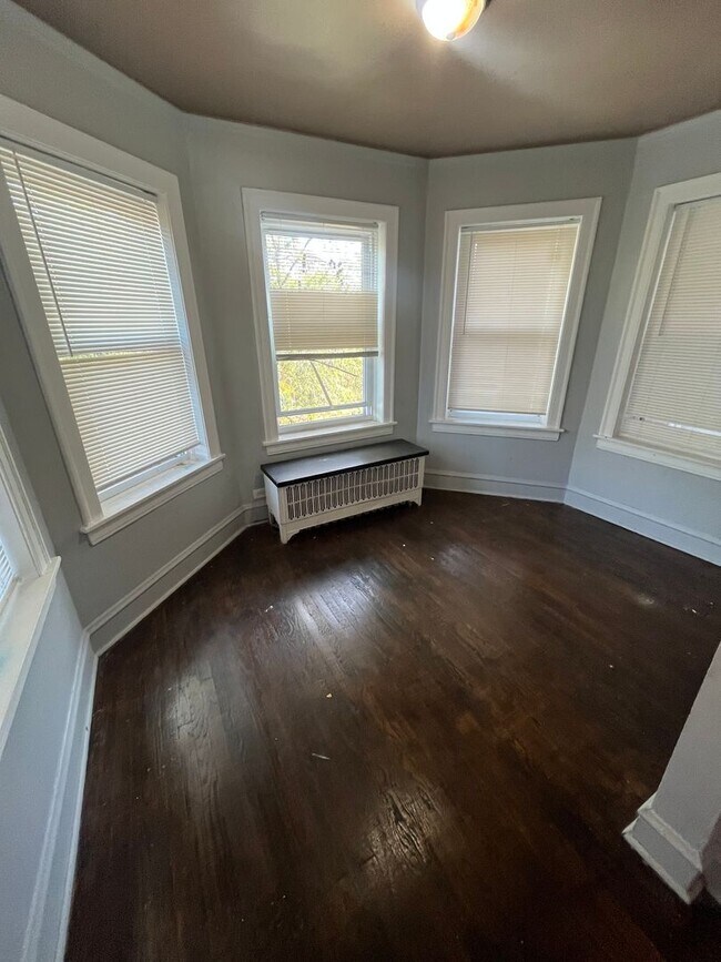 Foto del edificio - 7346 S Phillips Ave