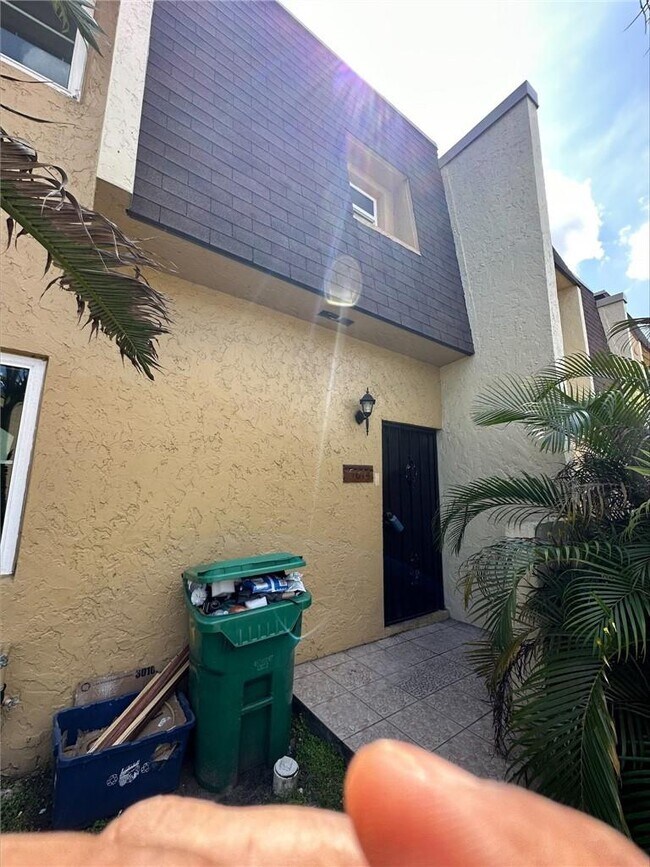 Foto del edificio - 5614 Blueberry Ct