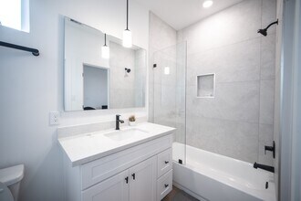 Building Photo - 7611 Victory Reserve St