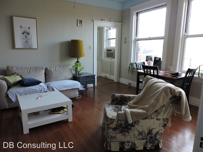 Building Photo - 3405 Clifton Ave