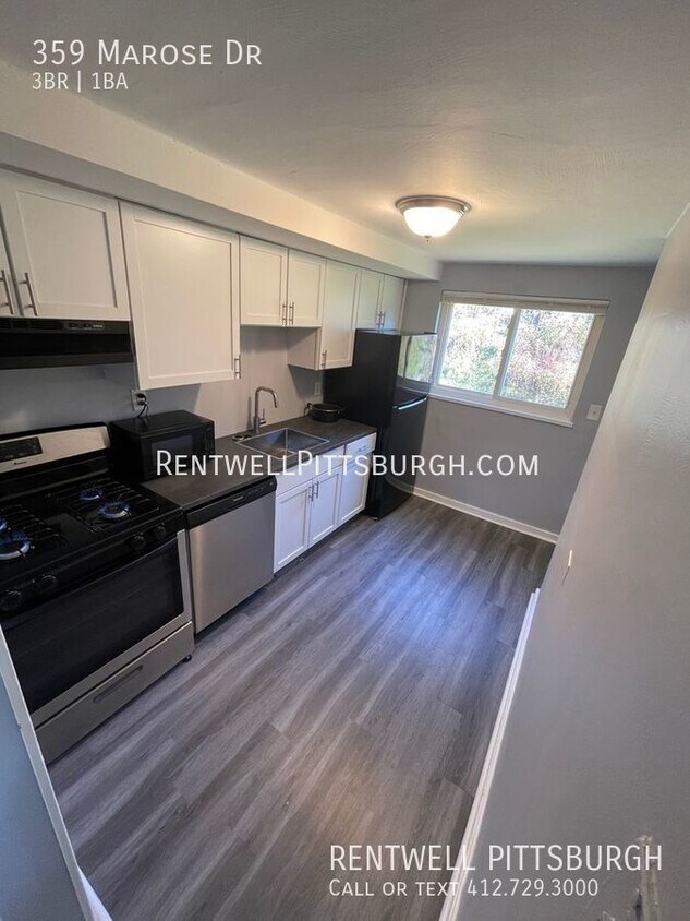 3 Bedroom Home in Penn Hills House Rental in Pittsburgh, PA