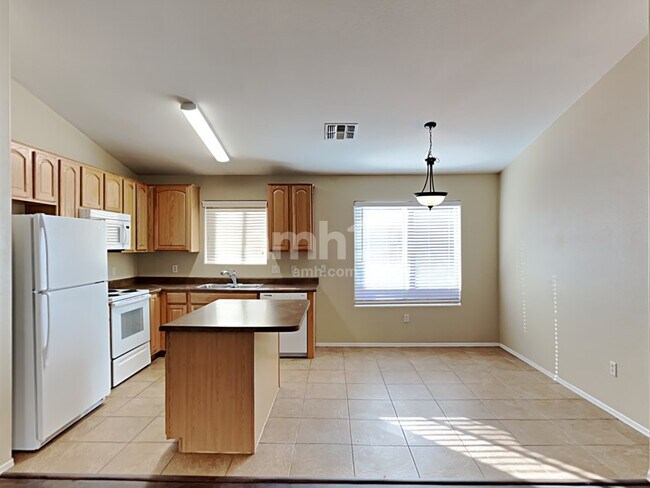 Building Photo - 7808 S Baja Stone Ave