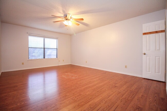 Foto del edificio - Stunning 3 Bedroom - 2.5 Bath Home for Rent!