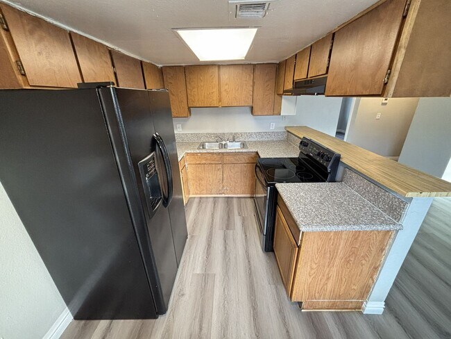 Foto del edificio - 3431 E Cheyenne Ave