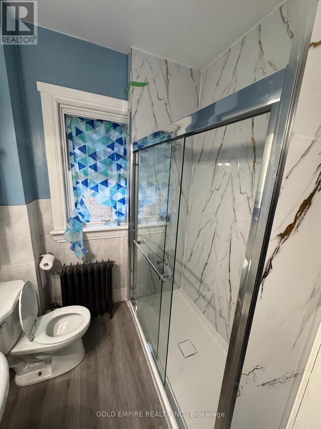 Photo du bâtiment - 777 Little Grey St