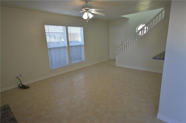 Building Photo - 2616 Alcott Ln
