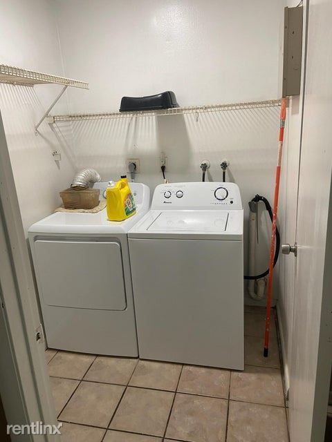 Foto del edificio - 3 br, 2.5 bath House - 6292 Boulevard of C...
