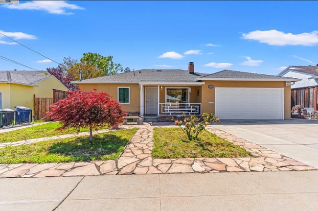 Photo - 20171 Leroy Dr House