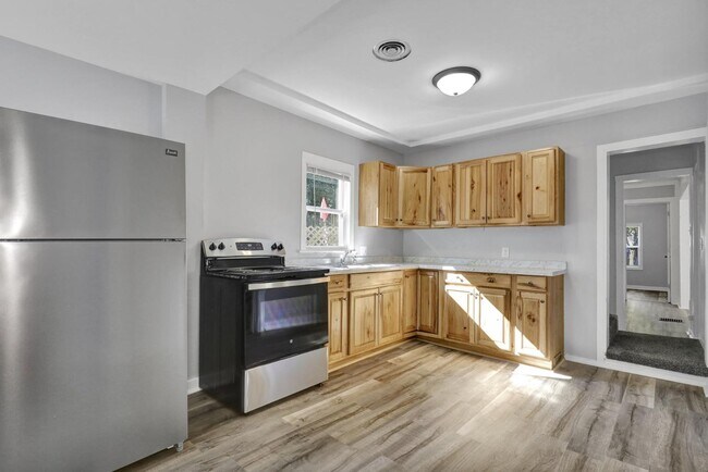 Foto del edificio - 211 W Barnes Ave
