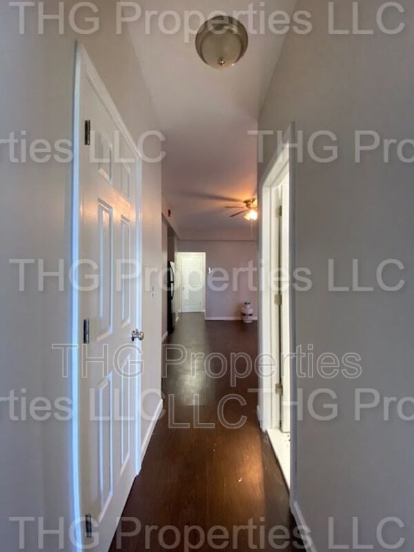 Foto del edificio - 641 Lincoln Ave