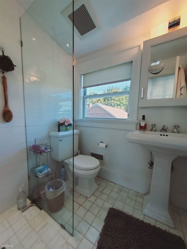 Primary Photo - 1 br, 1 bath Condo - 3 George St Unit 2