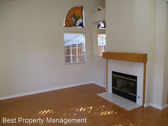 Building Photo - 4 br, 2.5 bath House - 357 Stonebridge Dr.