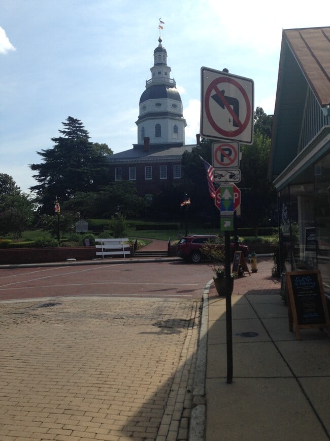 Statehouse, Maryland Ave. - 37 Maryland Ave