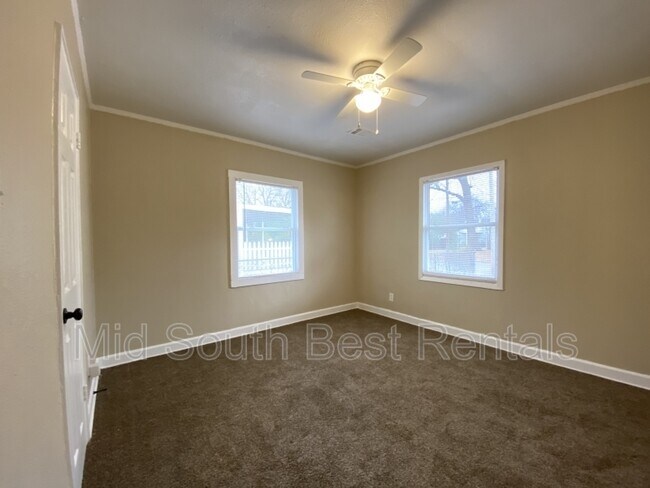 Foto del edificio - 3686 Vivia Ave