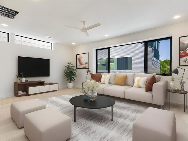 Foto del edificio - 3406 E 17th St