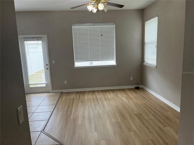 Foto del edificio - 8921 Newmarket Dr