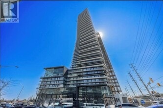 Building Photo - 448 Burnhamthorpe Rd W