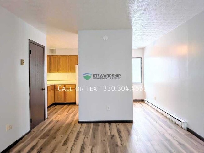 Foto del edificio - 234 Engadine Ct