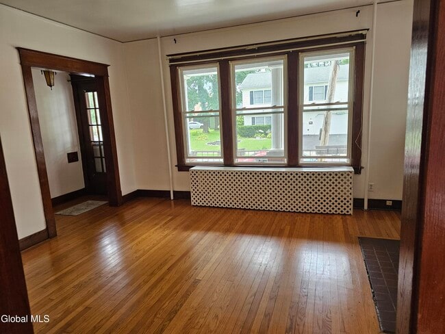 Building Photo - 28 Arcadia Ave