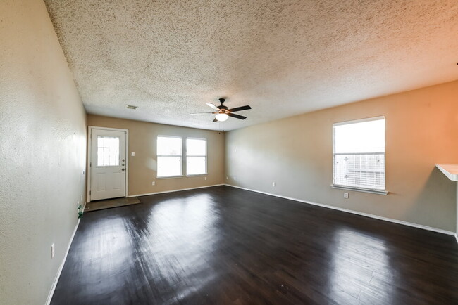 Foto del edificio - 8413 Canvasback Ln