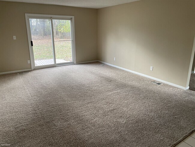 Foto del edificio - 3 br, 2 bath House - 23825 Sargent Ave