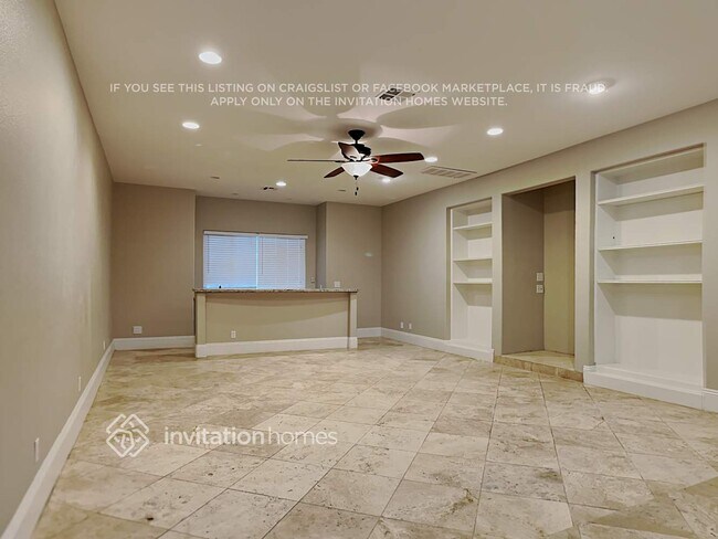 Foto del edificio - 8460 Del Vista Ct