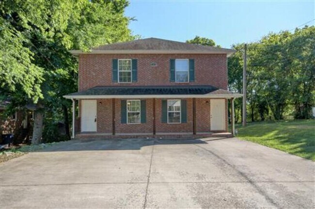 Foto del edificio - 916- A Charlotte Street