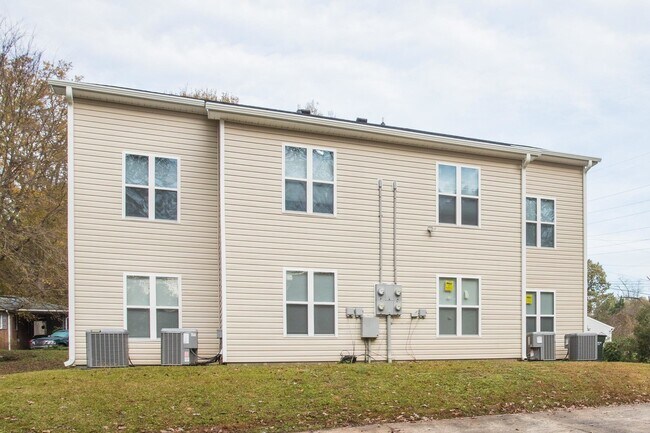 Building Photo - 918 Fiske St