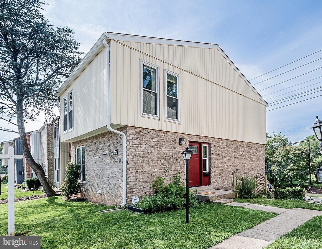17628 Horizon Plz, Rockville, MD 20855 Townhome Rentals in Rockville