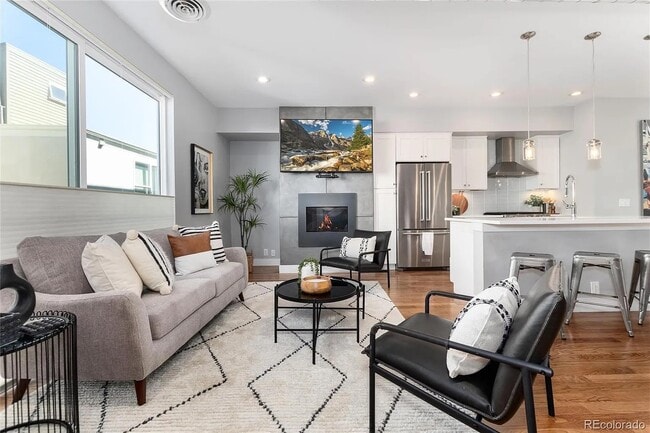 Photo - 4926 Lowell Blvd Townhome