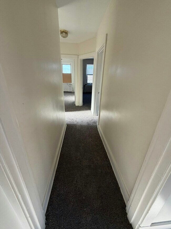 Foto del edificio - 3825-3827-3827 Brighton Rd