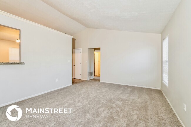 Foto del edificio - 9611 Combs Ln
